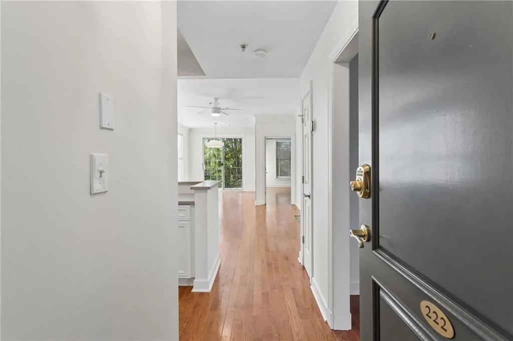 3101 Howell Mill Road Nw Unit 222, Atlanta, Georgia 30327, 1 Bedroom Bedrooms, 0 ,1 BathroomBathrooms,Residential,For Sale,3101 Howell Mill Road Nw Unit 222,7842194