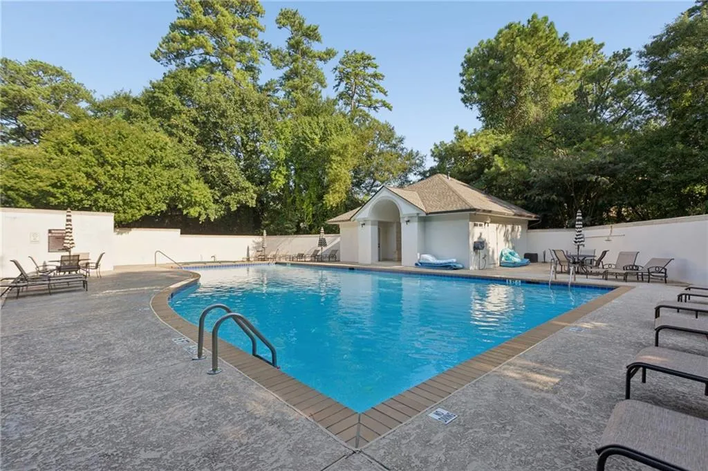 3101 Howell Mill Road Nw Unit 222, Atlanta, Georgia 30327, 1 Bedroom Bedrooms, 0 ,1 BathroomBathrooms,Residential,For Sale,3101 Howell Mill Road Nw Unit 222,7842194