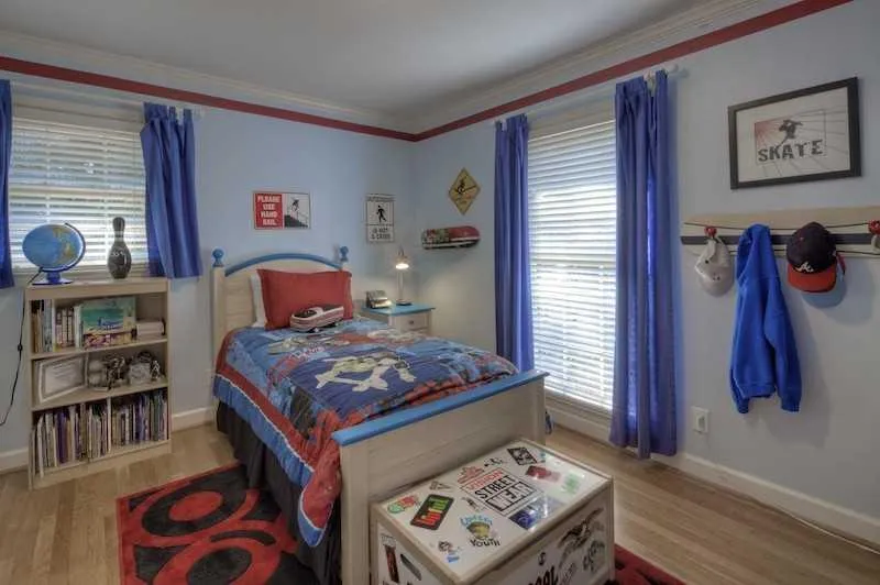 235 Forrest Lake Drive, Sandy Springs, Georgia 30327, 4 Bedrooms Bedrooms, ,3 BathroomsBathrooms,Residential,Sold,235 Forrest Lake Drive,4309590