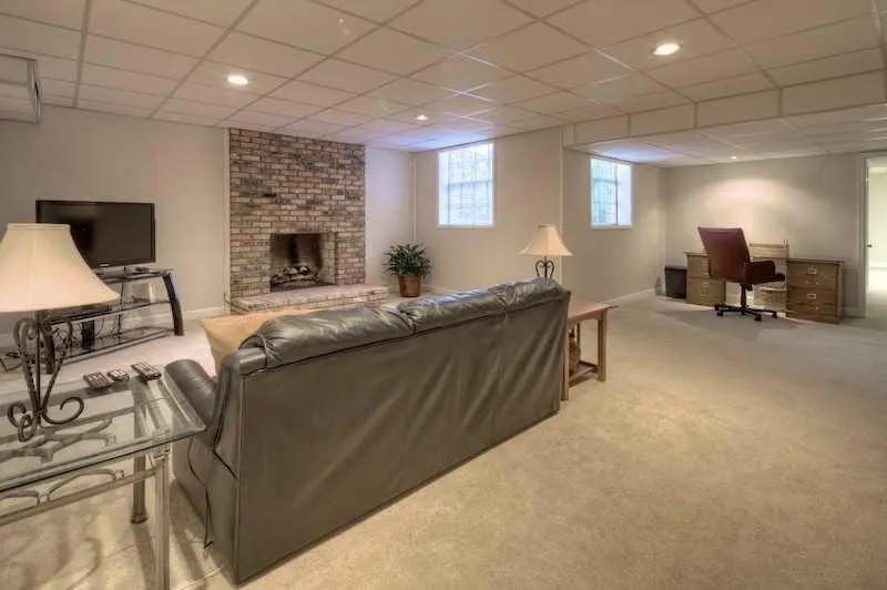 235 Forrest Lake Drive, Sandy Springs, Georgia 30327, 4 Bedrooms Bedrooms, ,3 BathroomsBathrooms,Residential,Sold,235 Forrest Lake Drive,4309590