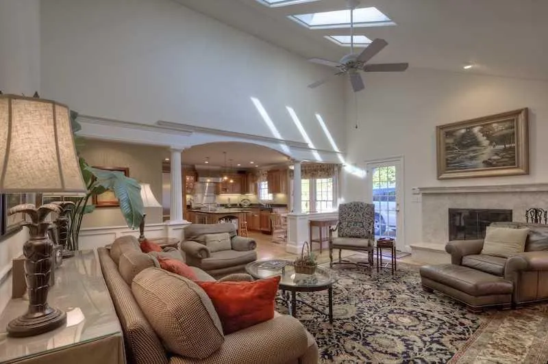 235 Forrest Lake Drive, Sandy Springs, Georgia 30327, 4 Bedrooms Bedrooms, ,3 BathroomsBathrooms,Residential,Sold,235 Forrest Lake Drive,4309590