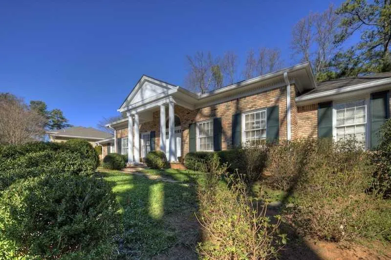 235 Forrest Lake Drive, Sandy Springs, Georgia 30327, 4 Bedrooms Bedrooms, ,3 BathroomsBathrooms,Residential,Sold,235 Forrest Lake Drive,4309590