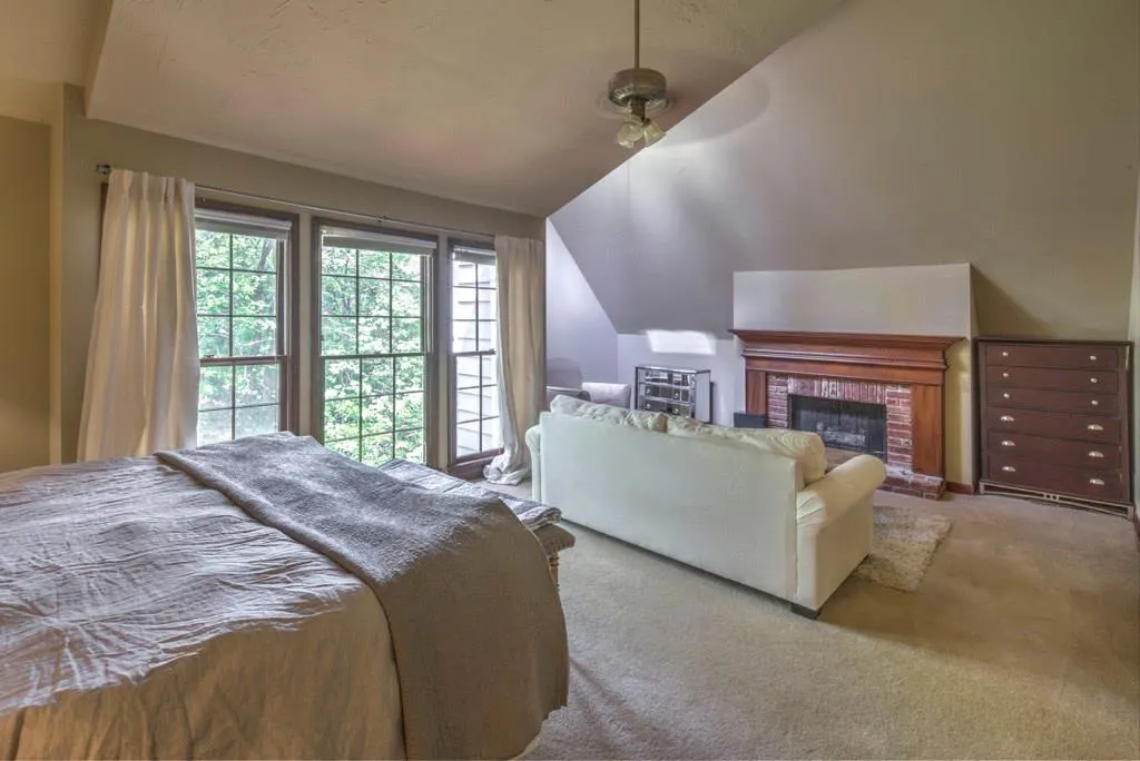 1480 Dunwoody Club Drive, Sandy Springs, Georgia 30350, 4 Bedrooms Bedrooms, ,2 BathroomsBathrooms,Residential,Sold,1480 Dunwoody Club Drive,5680433