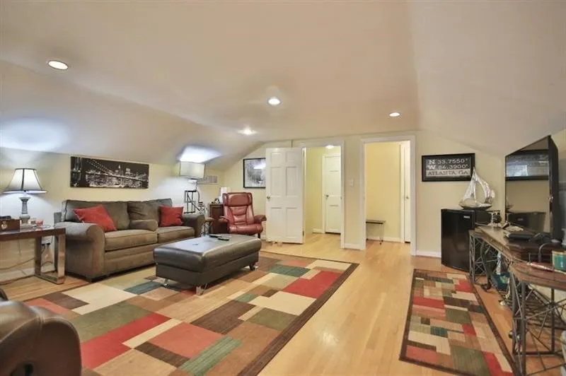 4920 Northway Drive, Atlanta, Georgia 30342, 5 Bedrooms Bedrooms, ,4 BathroomsBathrooms,Residential,Sold,4920 Northway Drive,6637356