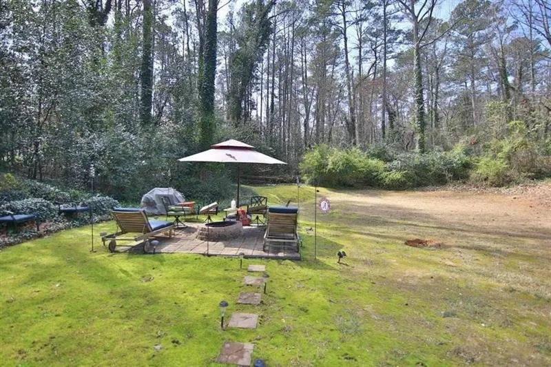 4920 Northway Drive, Atlanta, Georgia 30342, 5 Bedrooms Bedrooms, ,4 BathroomsBathrooms,Residential,Sold,4920 Northway Drive,6637356