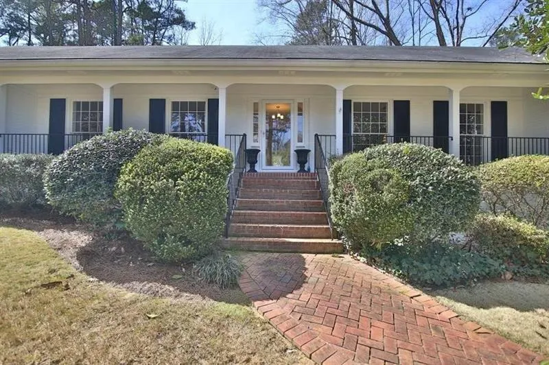 4920 Northway Drive, Atlanta, Georgia 30342, 5 Bedrooms Bedrooms, ,4 BathroomsBathrooms,Residential,Sold,4920 Northway Drive,6637356