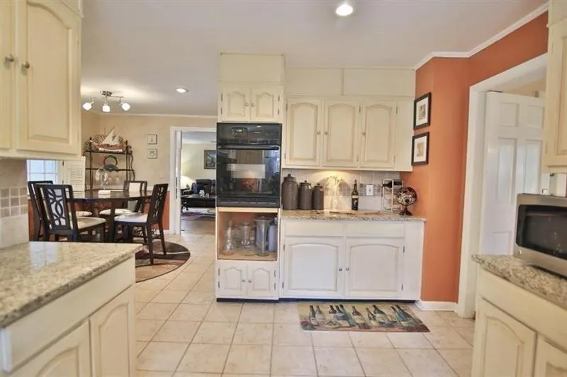 4920 Northway Drive, Atlanta, Georgia 30342, 5 Bedrooms Bedrooms, ,4 BathroomsBathrooms,Residential,Sold,4920 Northway Drive,6637356