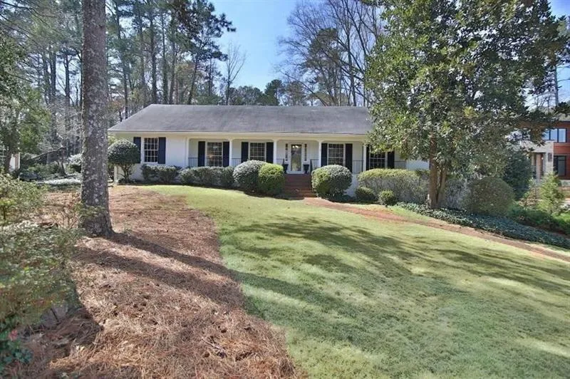 4920 Northway Drive, Atlanta, Georgia 30342, 5 Bedrooms Bedrooms, ,4 BathroomsBathrooms,Residential,Sold,4920 Northway Drive,6637356
