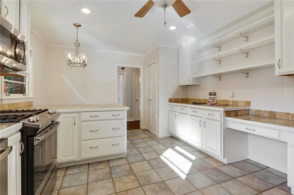 270 Forest Hills Drive, Atlanta, Georgia 30342, 4 Bedrooms Bedrooms, ,3 BathroomsBathrooms,Residential,Sold,270 Forest Hills Drive,6817547