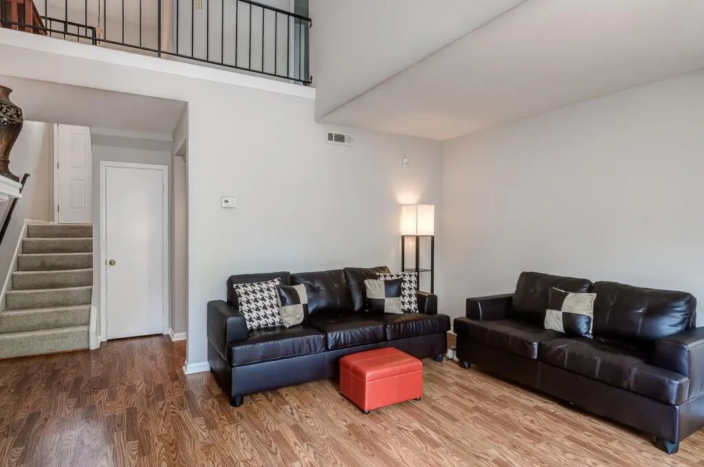 5400 Roswell Road Unit A3, Atlanta, Georgia 30342, 2 Bedrooms Bedrooms, ,1 BathroomBathrooms,Residential,Sold,5400 Roswell Road Unit A3,6002075