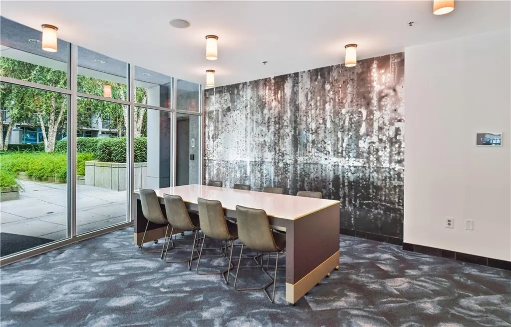 950 W Peachtree Street Nw Unit 1613, Atlanta, Georgia 30309, 1 Bedroom Bedrooms, ,1 BathroomBathrooms,Residential,For Sale,950 W Peachtree Street Nw Unit 1613,7579901