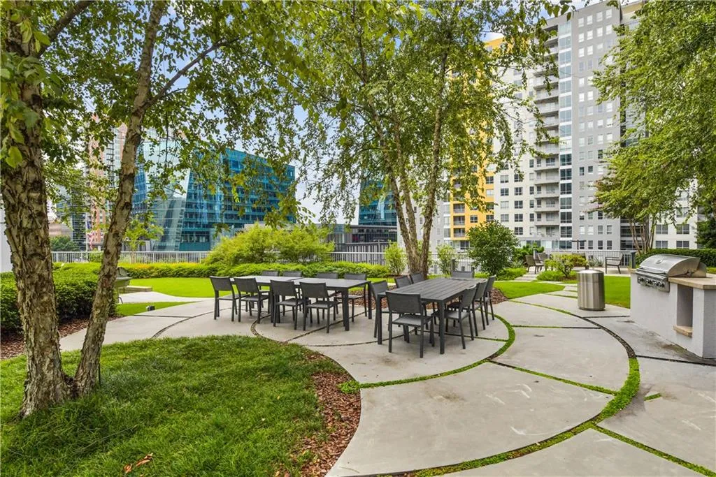 950 W Peachtree Street Nw Unit 1613, Atlanta, Georgia 30309, 1 Bedroom Bedrooms, ,1 BathroomBathrooms,Residential,For Sale,950 W Peachtree Street Nw Unit 1613,7579901