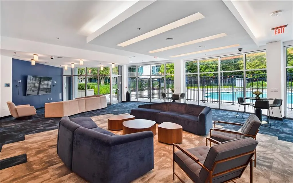 950 W Peachtree Street Nw Unit 1613, Atlanta, Georgia 30309, 1 Bedroom Bedrooms, ,1 BathroomBathrooms,Residential,For Sale,950 W Peachtree Street Nw Unit 1613,7579901