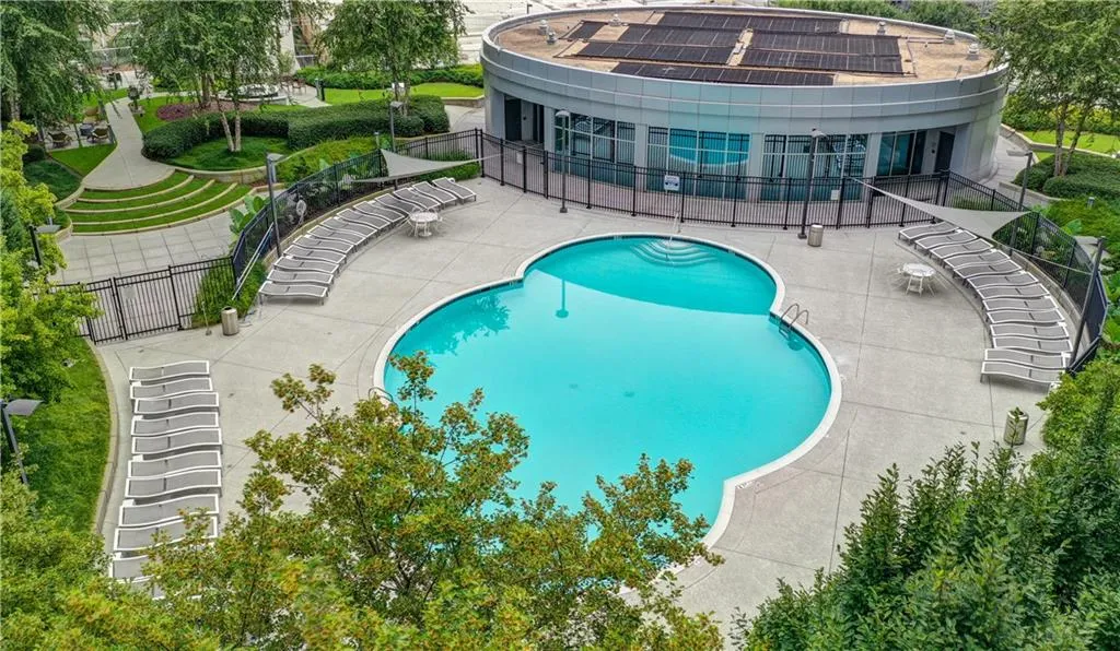 950 W Peachtree Street Nw Unit 1613, Atlanta, Georgia 30309, 1 Bedroom Bedrooms, ,1 BathroomBathrooms,Residential,For Sale,950 W Peachtree Street Nw Unit 1613,7579901