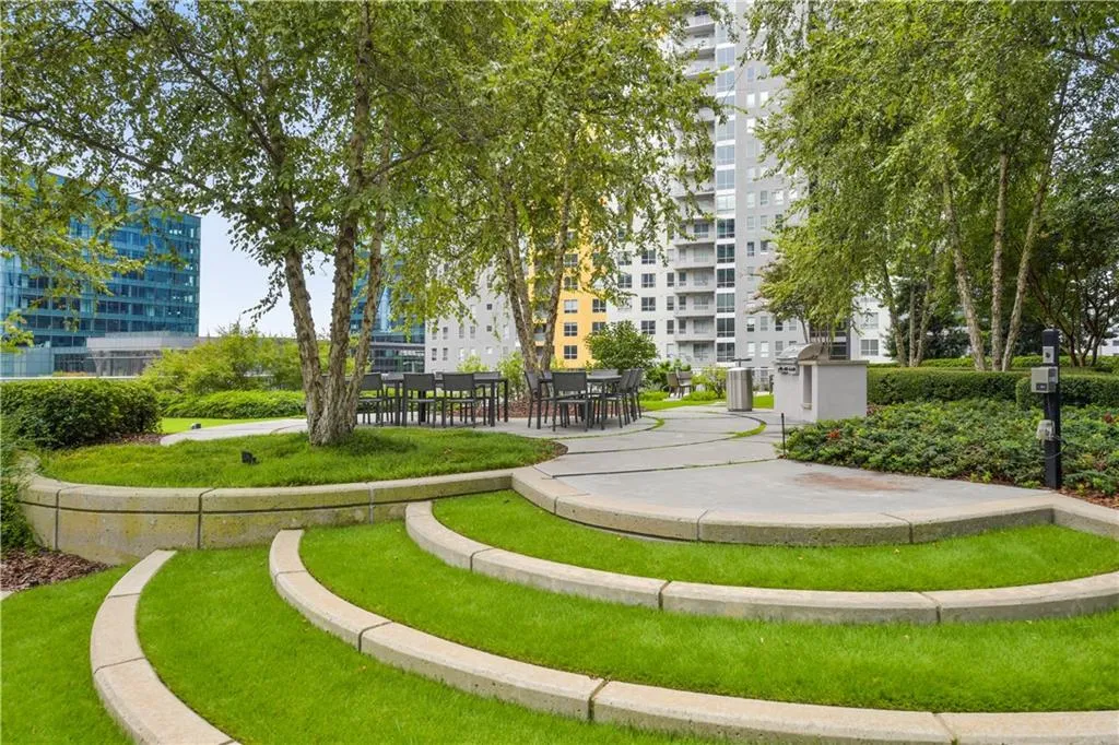 950 W Peachtree Street Nw Unit 1613, Atlanta, Georgia 30309, 1 Bedroom Bedrooms, ,1 BathroomBathrooms,Residential,For Sale,950 W Peachtree Street Nw Unit 1613,7579901
