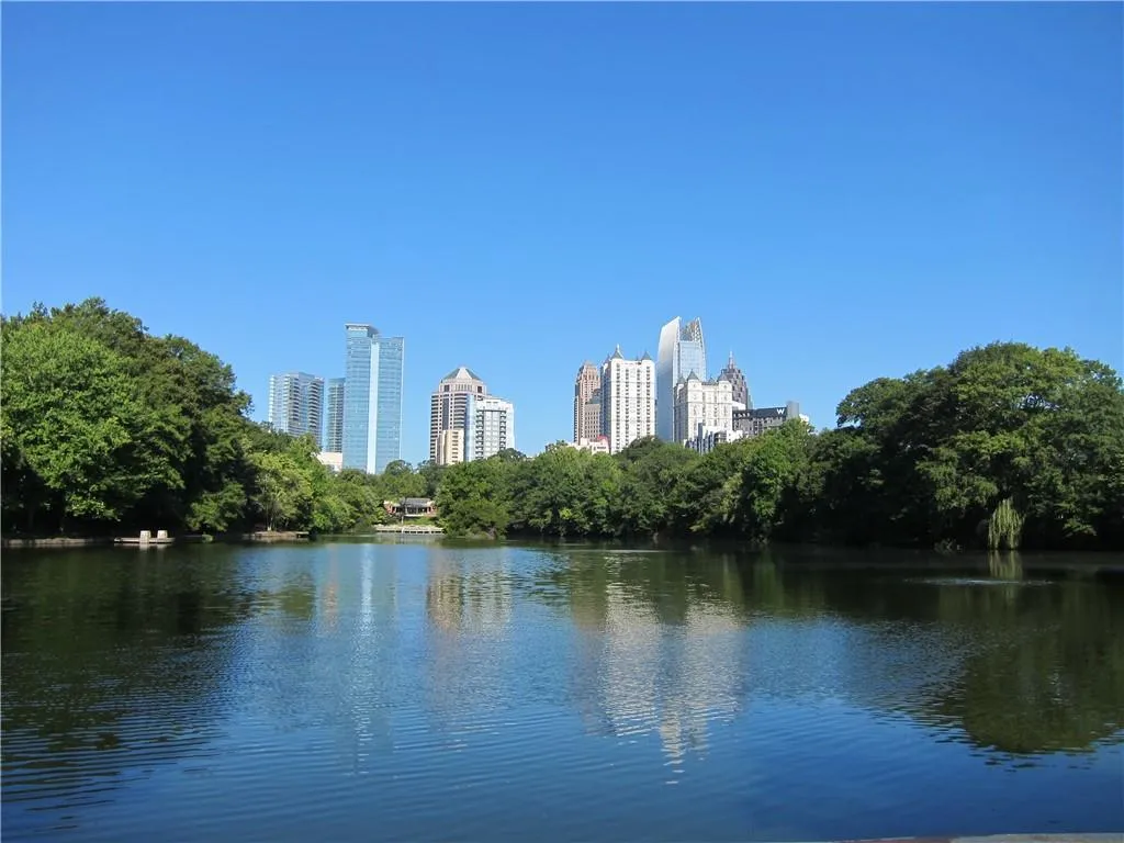 950 W Peachtree Street Nw Unit 1613, Atlanta, Georgia 30309, 1 Bedroom Bedrooms, ,1 BathroomBathrooms,Residential,For Sale,950 W Peachtree Street Nw Unit 1613,7579901