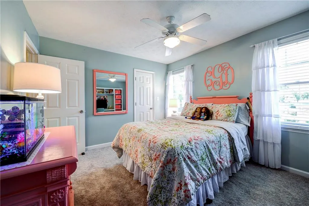 6700 Roswell Road Unit 16f, Sandy Springs, Georgia 30328, 2 Bedrooms Bedrooms, ,1 BathroomBathrooms,Residential,Sold,6700 Roswell Road Unit 16f,5683683