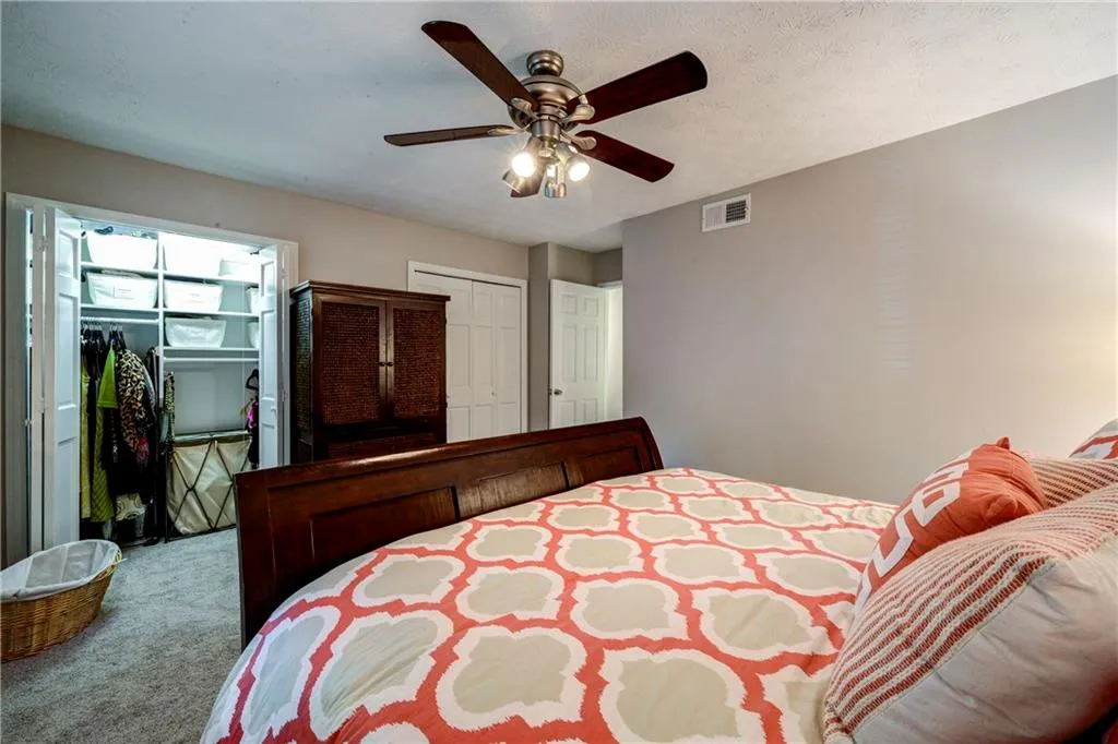6700 Roswell Road Unit 16f, Sandy Springs, Georgia 30328, 2 Bedrooms Bedrooms, ,1 BathroomBathrooms,Residential,Sold,6700 Roswell Road Unit 16f,5683683
