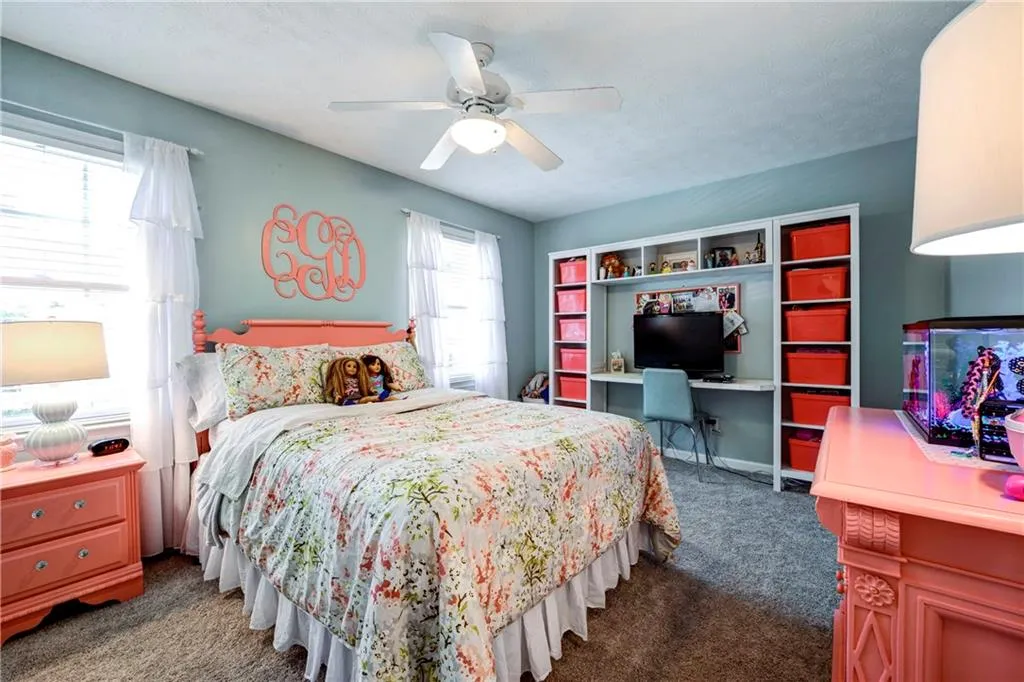 6700 Roswell Road Unit 16f, Sandy Springs, Georgia 30328, 2 Bedrooms Bedrooms, ,1 BathroomBathrooms,Residential,Sold,6700 Roswell Road Unit 16f,5683683