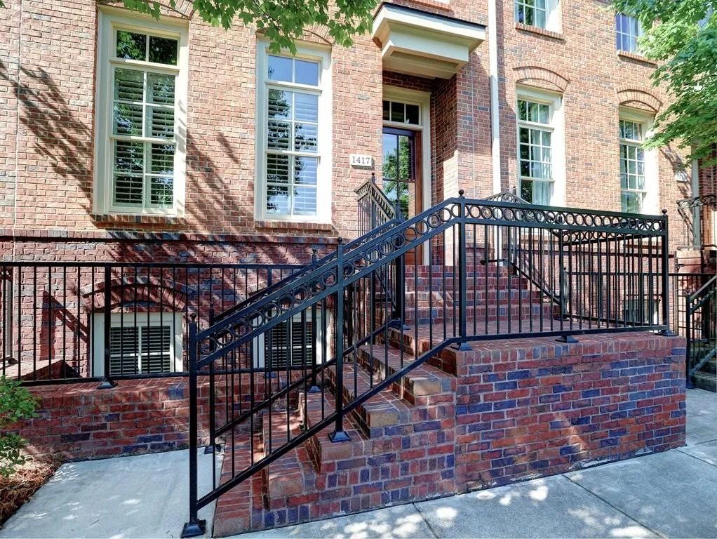 1417 River Vista Drive, Atlanta, Georgia 30339, 4 Bedrooms Bedrooms, ,4 BathroomsBathrooms,Residential,Sold,1417 River Vista Drive,6015733
