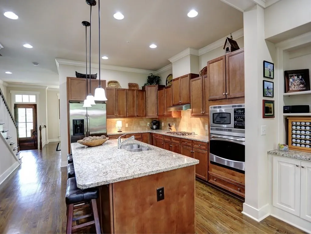 1417 River Vista Drive, Atlanta, Georgia 30339, 4 Bedrooms Bedrooms, ,4 BathroomsBathrooms,Residential,Sold,1417 River Vista Drive,6015733