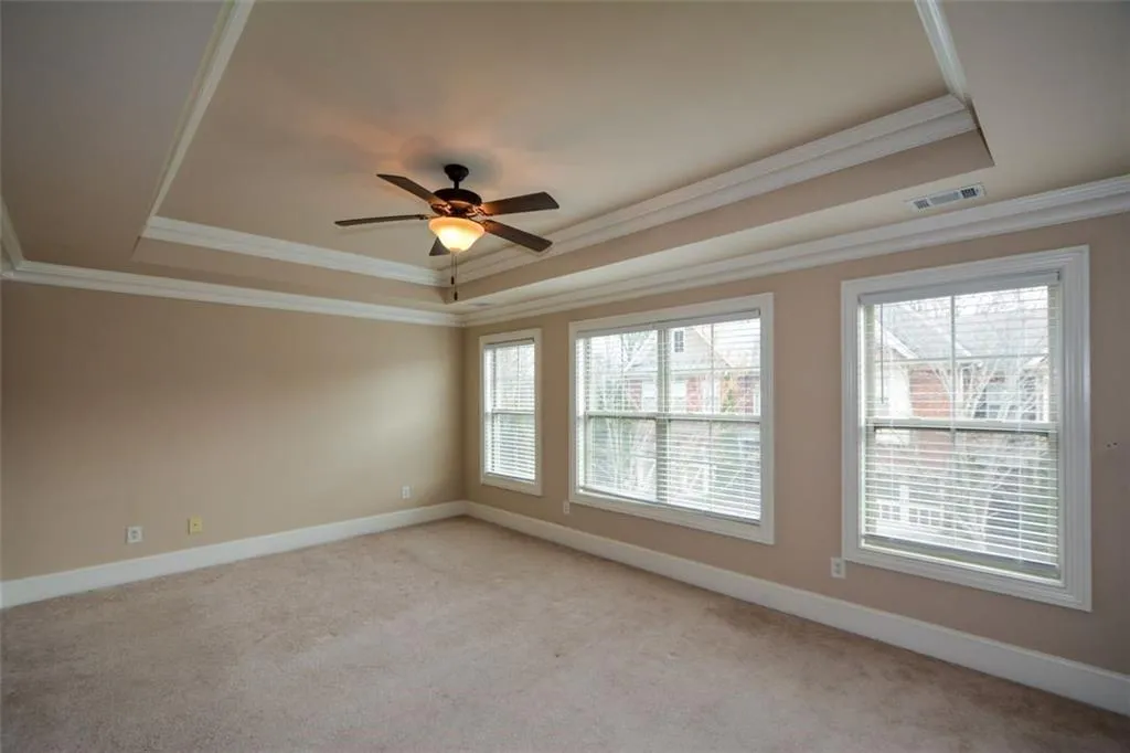 7880 Glisten Avenue, Atlanta, Georgia 30328, 3 Bedrooms Bedrooms, ,2 BathroomsBathrooms,Residential,Sold,7880 Glisten Avenue,7183864