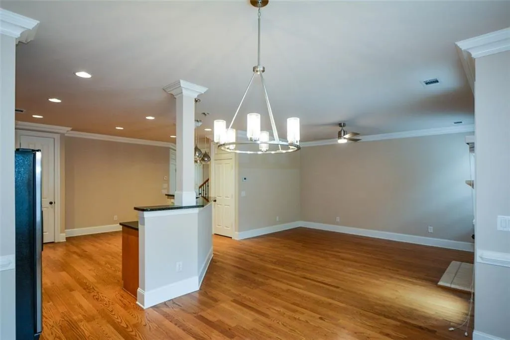 7880 Glisten Avenue, Atlanta, Georgia 30328, 3 Bedrooms Bedrooms, ,2 BathroomsBathrooms,Residential,Sold,7880 Glisten Avenue,7183864