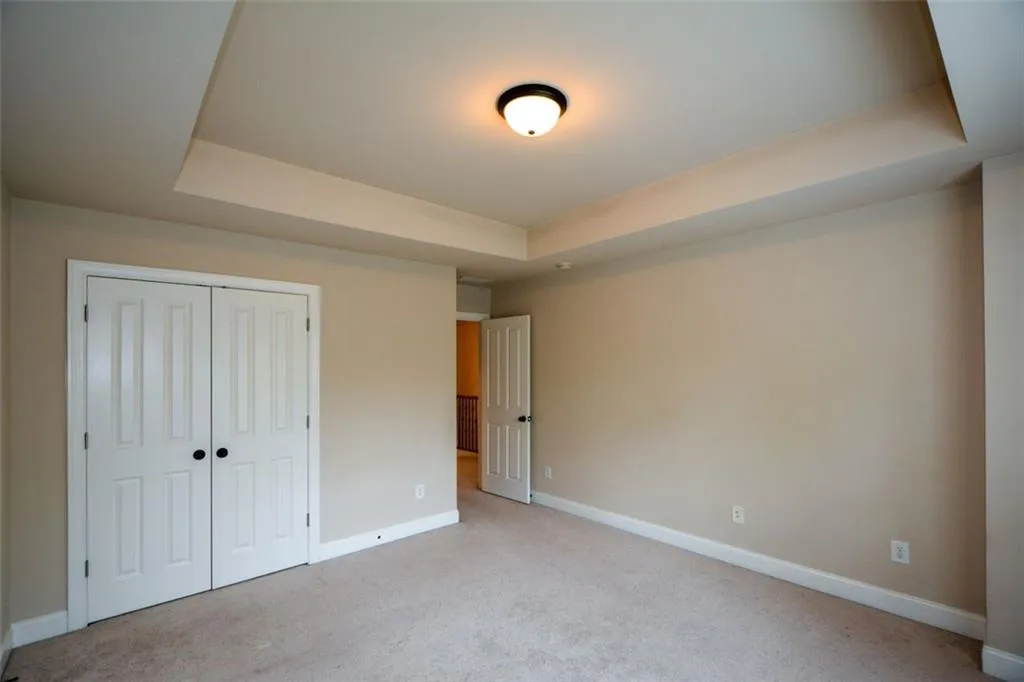 7880 Glisten Avenue, Atlanta, Georgia 30328, 3 Bedrooms Bedrooms, ,2 BathroomsBathrooms,Residential,Sold,7880 Glisten Avenue,7183864