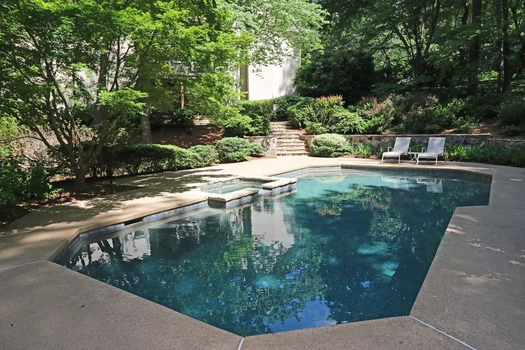 30 Cameron Glen Drive, Sandy Springs, Georgia 30328, 5 Bedrooms Bedrooms, ,4 BathroomsBathrooms,Residential,Sold,30 Cameron Glen Drive,6555212