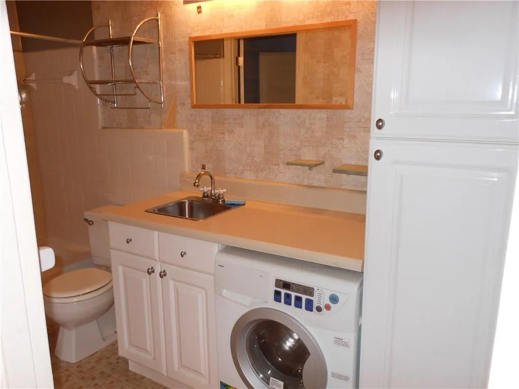 5400 Roswell Road Unit G3, Sandy Springs, Georgia 30342, 1 Bedroom Bedrooms, ,1 BathroomBathrooms,Residential,Sold,5400 Roswell Road Unit G3,5847659