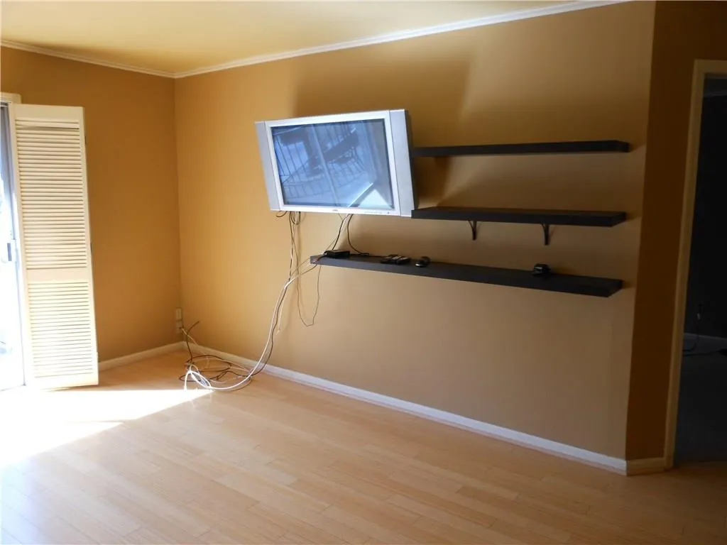 5400 Roswell Road Unit G3, Sandy Springs, Georgia 30342, 1 Bedroom Bedrooms, ,1 BathroomBathrooms,Residential,Sold,5400 Roswell Road Unit G3,5847659