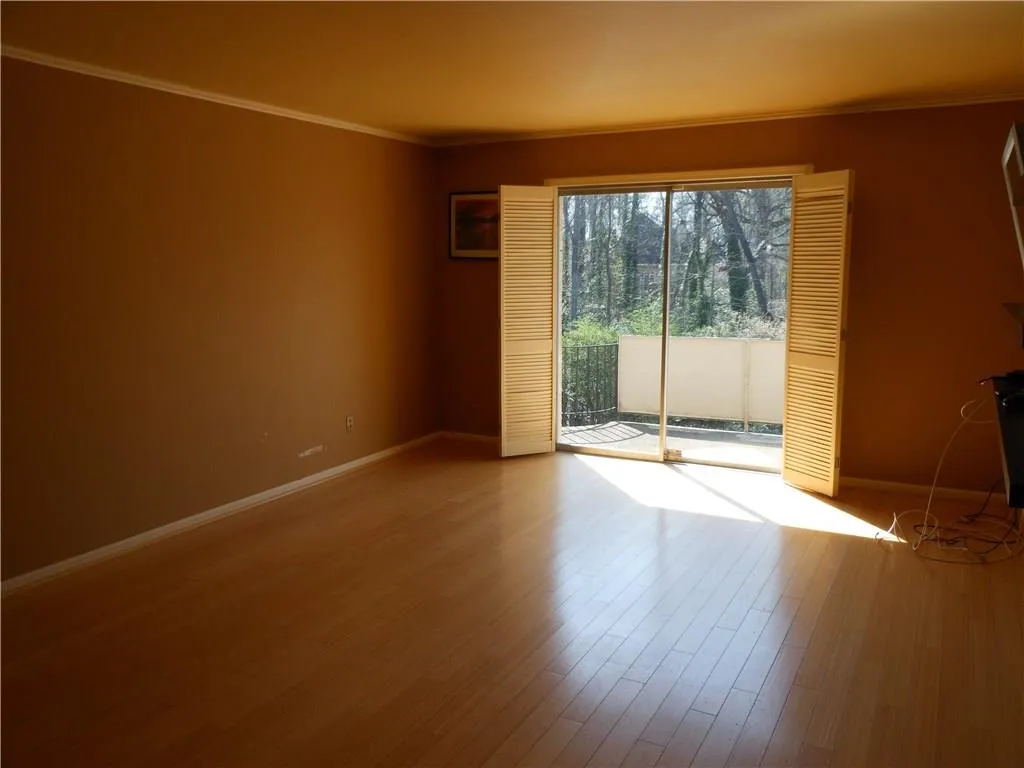 5400 Roswell Road Unit G3, Sandy Springs, Georgia 30342, 1 Bedroom Bedrooms, ,1 BathroomBathrooms,Residential,Sold,5400 Roswell Road Unit G3,5847659