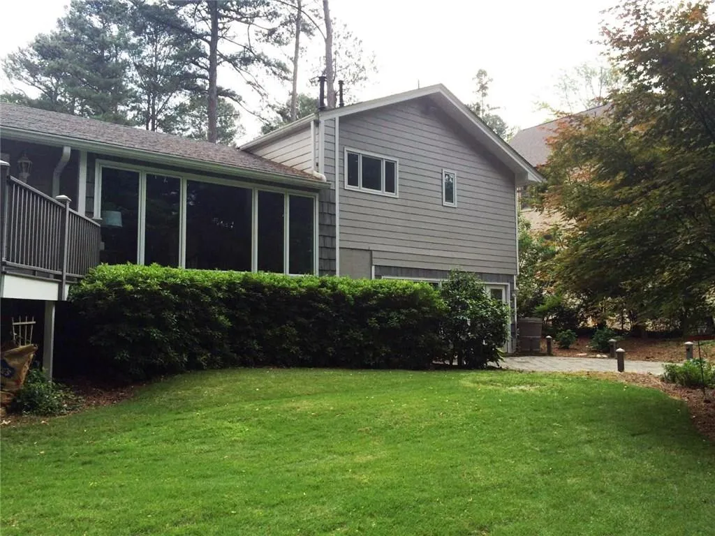 5980 Hilderbrand Drive, Sandy Springs, Georgia 30328, 3 Bedrooms Bedrooms, ,2 BathroomsBathrooms,Residential,Sold,5980 Hilderbrand Drive,5703817