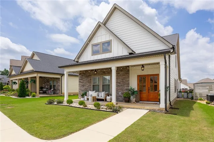 407 Tuscany Village Drive, Ringgold, Georgia 30736