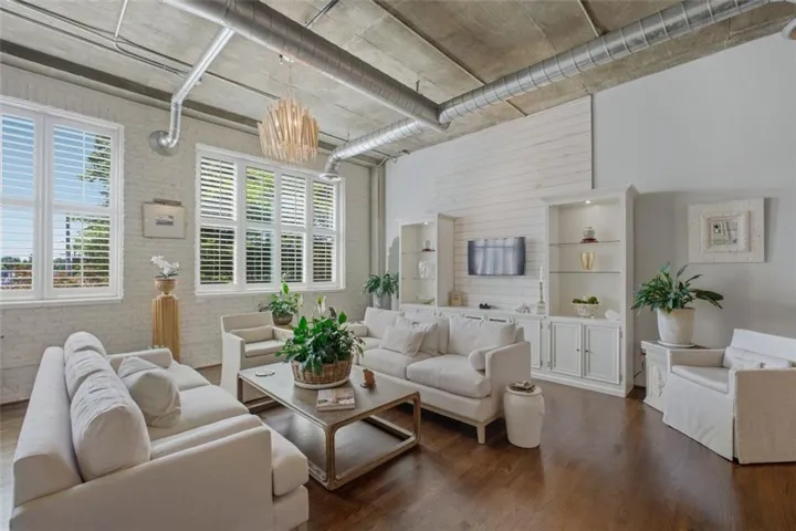3235 Roswell Road Ne Unit 402, Atlanta, Georgia 30305