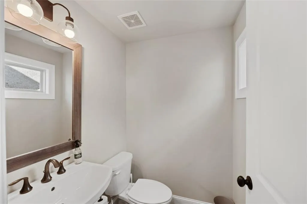 253 Franklin Road, Atlanta, Georgia 30342, 3 Bedrooms Bedrooms, ,3 BathroomsBathrooms,Residential,Sold,253 Franklin Road,7138582