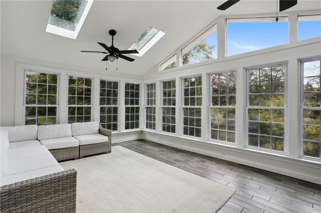 6825 Sunny Brook Lane, Atlanta, Georgia 30328, 3 Bedrooms Bedrooms, ,2 BathroomsBathrooms,Residential,Sold,6825 Sunny Brook Lane,7296764