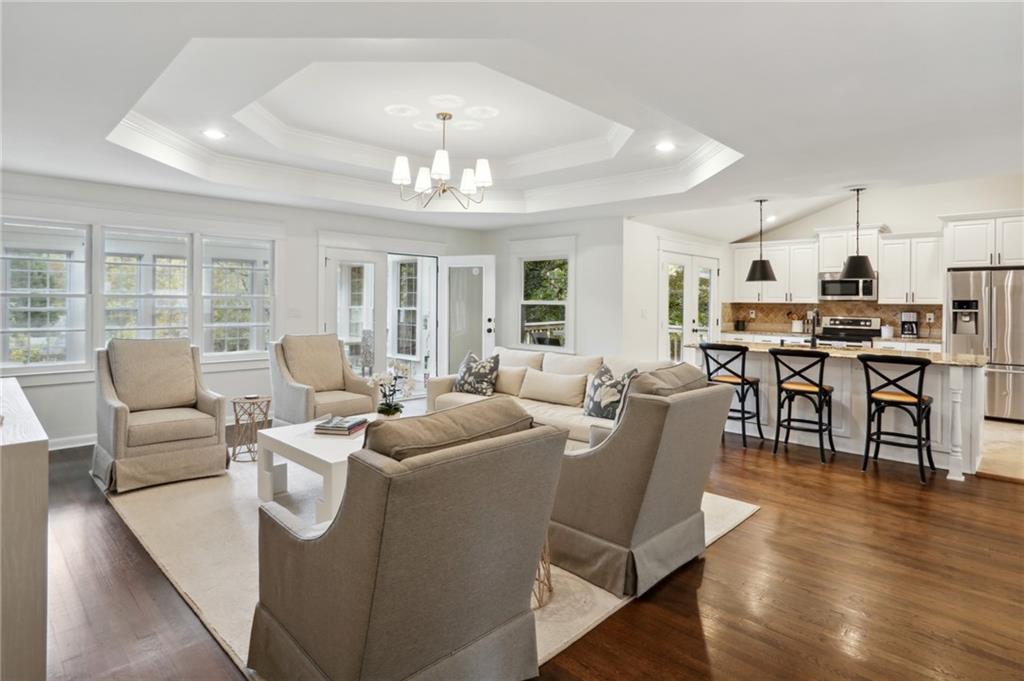 6825 Sunny Brook Lane, Atlanta, Georgia 30328, 3 Bedrooms Bedrooms, ,2 BathroomsBathrooms,Residential,Sold,6825 Sunny Brook Lane,7296764