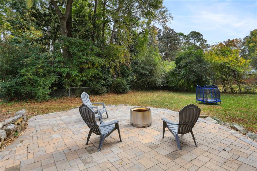 6825 Sunny Brook Lane, Atlanta, Georgia 30328, 3 Bedrooms Bedrooms, ,2 BathroomsBathrooms,Residential,Sold,6825 Sunny Brook Lane,7296764