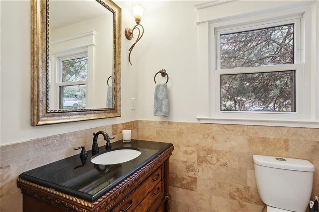 6825 Sunny Brook Lane, Atlanta, Georgia 30328, 3 Bedrooms Bedrooms, ,2 BathroomsBathrooms,Residential,Sold,6825 Sunny Brook Lane,7296764