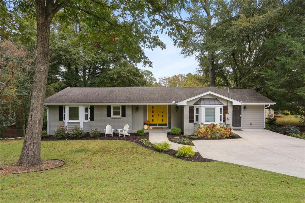 6825 Sunny Brook Lane, Atlanta, Georgia 30328, 3 Bedrooms Bedrooms, ,2 BathroomsBathrooms,Residential,Sold,6825 Sunny Brook Lane,7296764