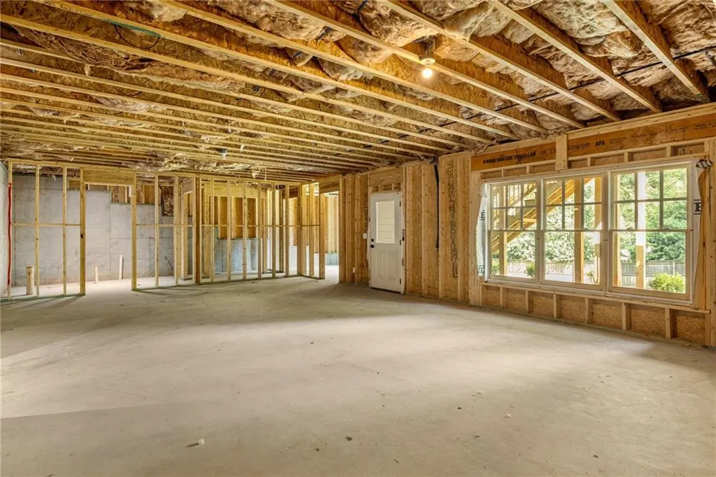 1115 Ralph Road, Atlanta, Georgia 30324, 5 Bedrooms Bedrooms, ,4 BathroomsBathrooms,Residential,For Sale,1115 Ralph Road,7635146