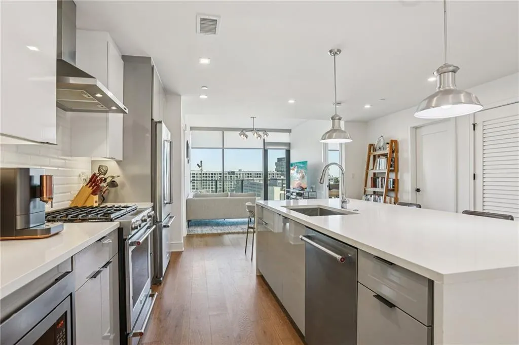 788 W Marietta Street Nw Unit 608, Atlanta, Georgia 30318, 2 Bedrooms Bedrooms, ,2 BathroomsBathrooms,Residential,For Sale,788 W Marietta Street Nw Unit 608,7667756