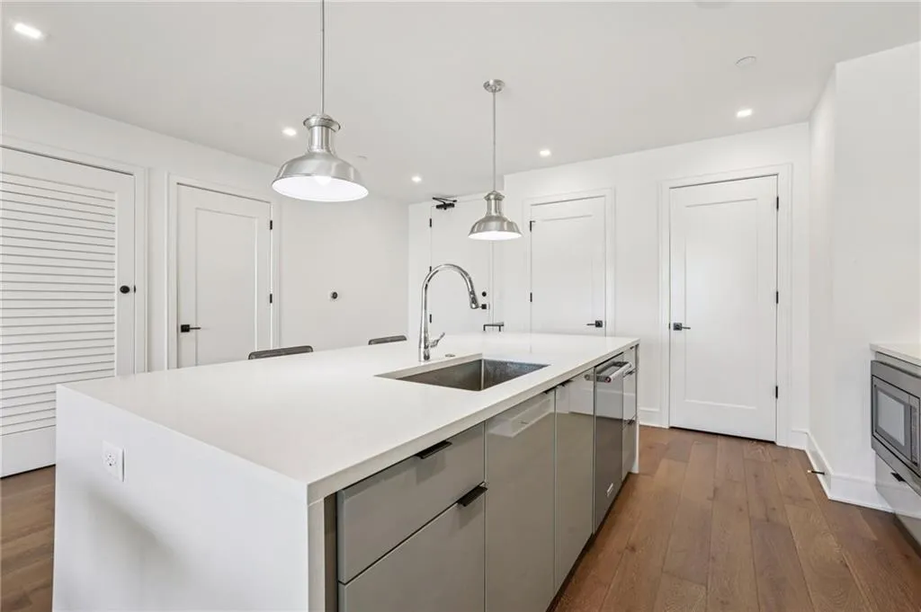788 W Marietta Street Nw Unit 608, Atlanta, Georgia 30318, 2 Bedrooms Bedrooms, ,2 BathroomsBathrooms,Residential,For Sale,788 W Marietta Street Nw Unit 608,7667756