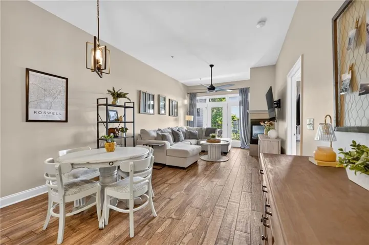 210 Creek View Lane Unit 201, Roswell, Georgia 30075
