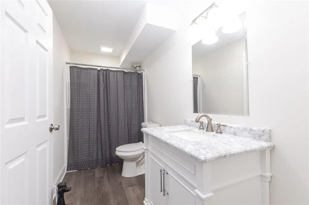 325 Breakwater Ridge, Atlanta, Georgia 30328, 5 Bedrooms Bedrooms, ,4 BathroomsBathrooms,Residential,Sold,325 Breakwater Ridge,6838047