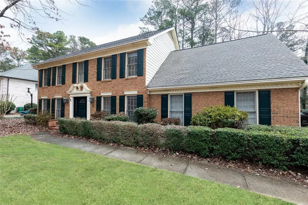 325 Breakwater Ridge, Atlanta, Georgia 30328, 5 Bedrooms Bedrooms, ,4 BathroomsBathrooms,Residential,Sold,325 Breakwater Ridge,6838047