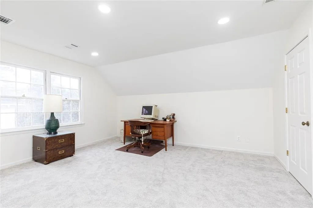 325 Breakwater Ridge, Atlanta, Georgia 30328, 5 Bedrooms Bedrooms, ,4 BathroomsBathrooms,Residential,Sold,325 Breakwater Ridge,6838047