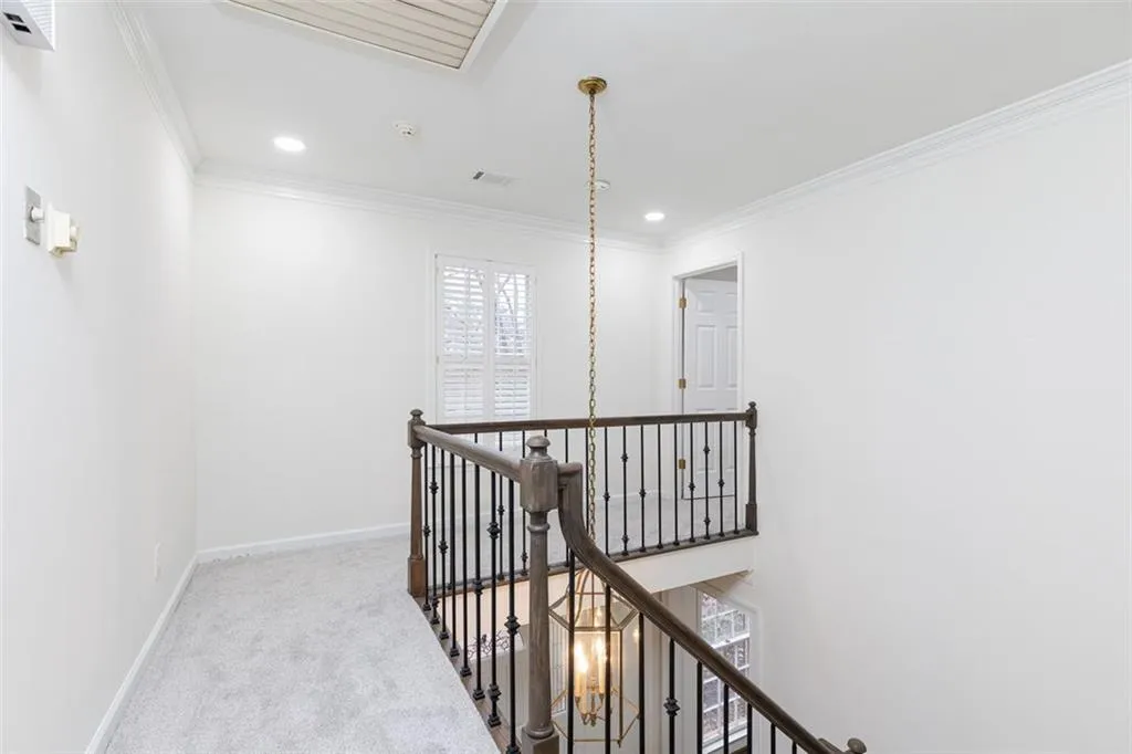 325 Breakwater Ridge, Atlanta, Georgia 30328, 5 Bedrooms Bedrooms, ,4 BathroomsBathrooms,Residential,Sold,325 Breakwater Ridge,6838047