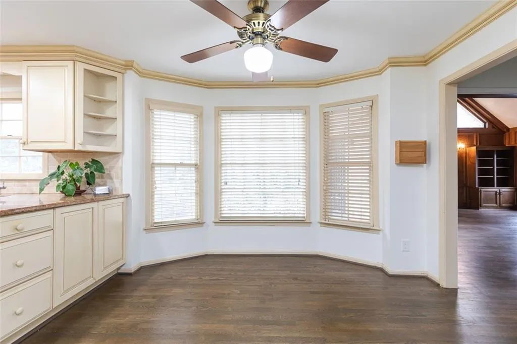 325 Breakwater Ridge, Atlanta, Georgia 30328, 5 Bedrooms Bedrooms, ,4 BathroomsBathrooms,Residential,Sold,325 Breakwater Ridge,6838047